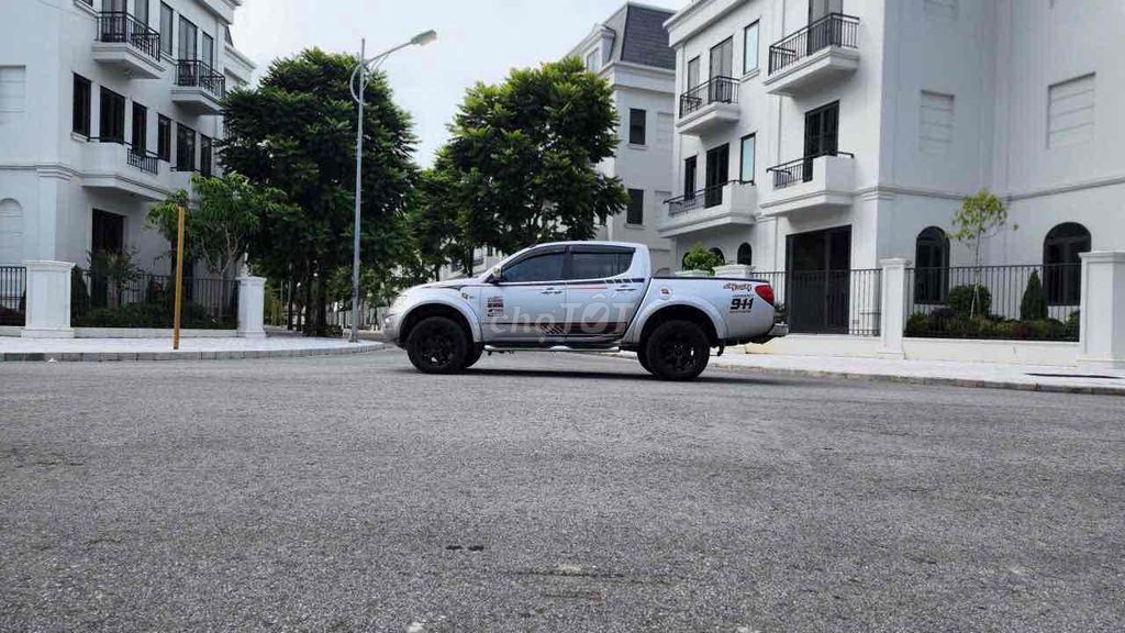 Mitsubishi Triton 2013 - Hai cầu số tự động. Mua bán Ô tô tại Quận Hà Đông Hà Nội được đăng bởi Hiệp Xoăn Hà Đông hình 17