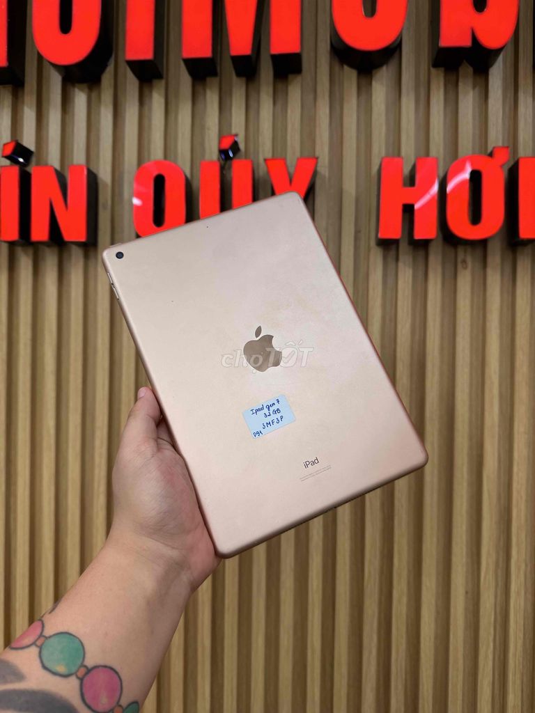 Apple iPad Gen 7 32GB Vàng hồng. Mua bán Máy tính bảng tại Quận Đống Đa Hà Nội được đăng bởi  HT Mobie Trả góp nợ xáu bao duyệt hình 1