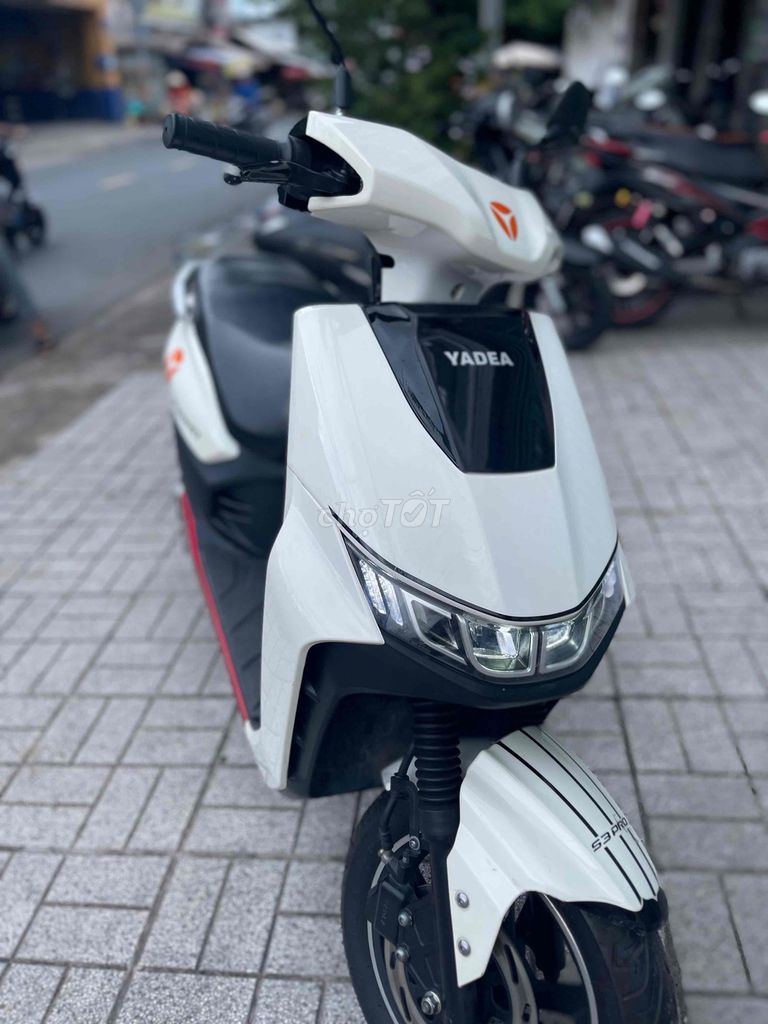 Xe máy điện Yadea S3 Pro Trắng bọc keo bstp
