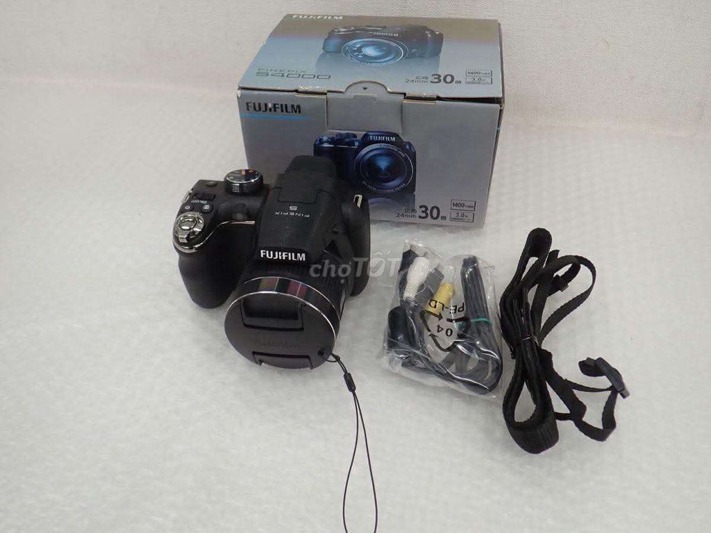 Máy ảnh Fujifilm FinePix S4000 Đen. Mua bán Máy ảnh, Máy quay tại Quận Tây Hồ Hà Nội được đăng bởi Hứa Anh Quân hình 1
