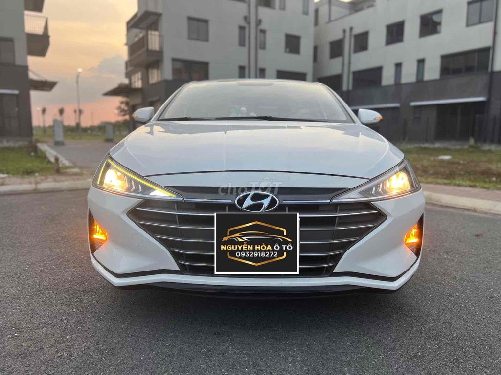 Hyundai Elantra 2021 1.6 MT - 76000 km