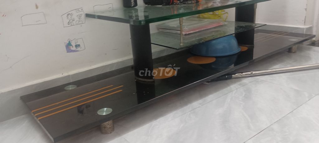 Kệ tivi Kính cường lực Đen 2m. Mua bán Tủ, kệ gia đình tại Thành phố Vũng Tàu Bà Rịa - Vũng Tàu được đăng bởi Thai luan hình 1