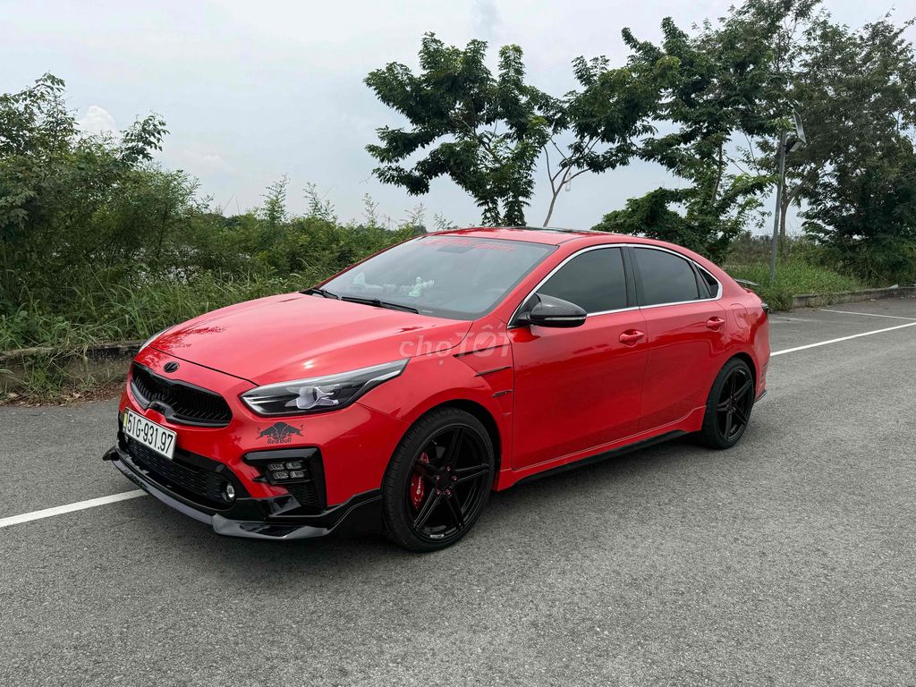 Kia Cerato 2019 2.0 красный 48 000 км