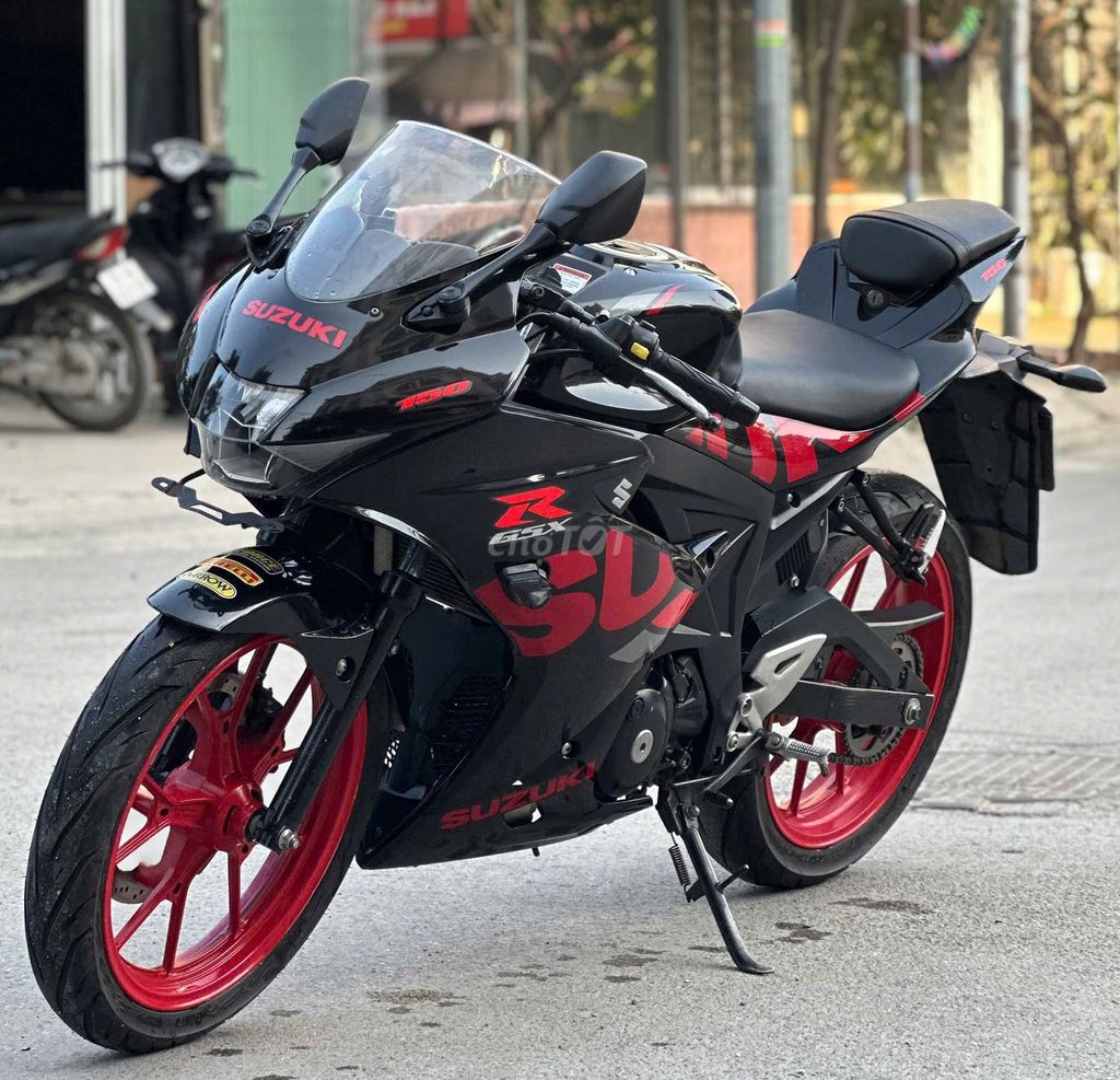 Suzuki GSX R150 2020 có trả góp trao đổi ✅. Mua bán Xe máy tại Quận Thanh Xuân Hà Nội được đăng bởi Phú Lý hình 3