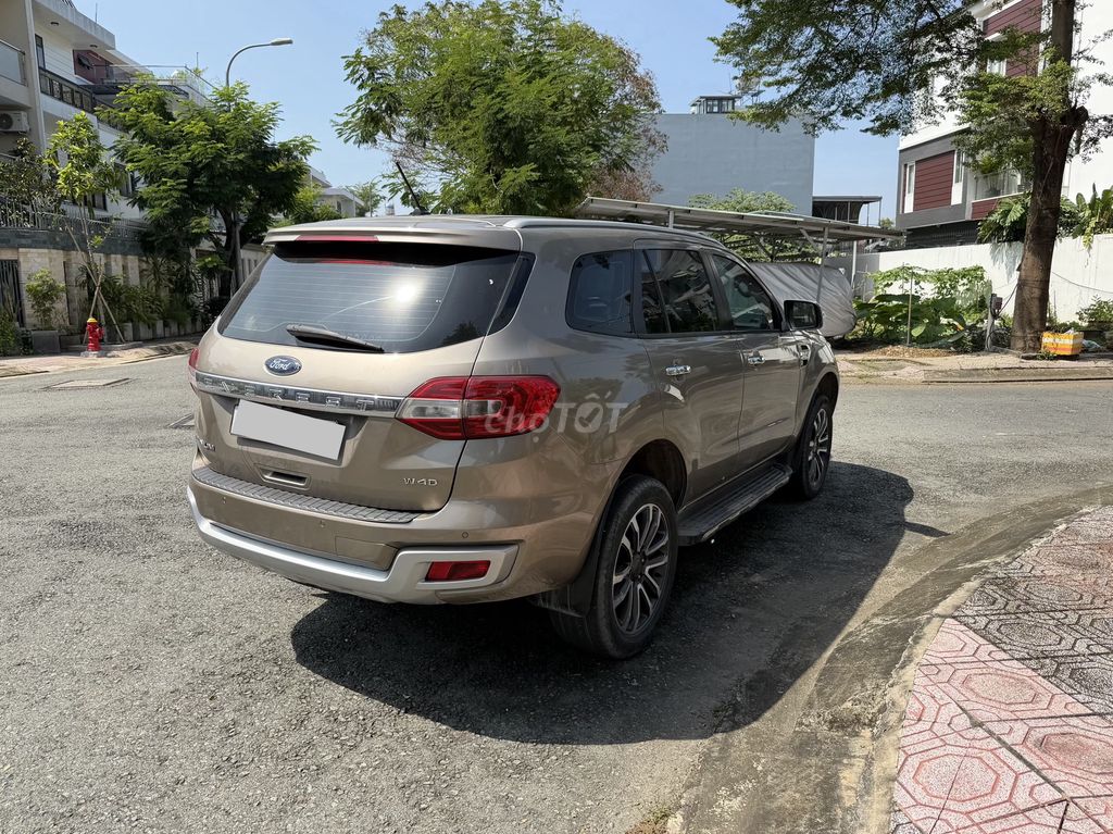 Bán Ford Everest 2020 Titanium 2 cầu full đẹp. Mua bán Ô tô tại Quận 12 Tp Hồ Chí Minh được đăng bởi Khánh hình 2