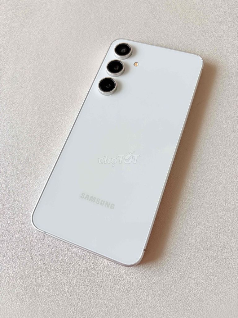 Samsung S24FE 5G 8/256GB 2 sim Zin Ap Bh 6 tháng. Mua bán Điện thoại tại Quận Ninh Kiều Cần Thơ được đăng bởi dienthoaidao hình 1
