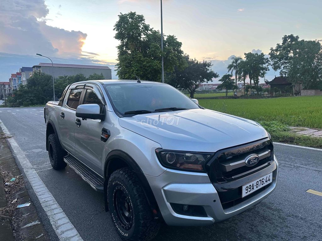 Ford Ranger 2013 XLS 2.2L 4x2 AT - 197887 km. Mua bán Ô tô tại Quận Long Biên Hà Nội được đăng bởi TOÀN THẮNG Ô TÔ KINH BẮC hình 3