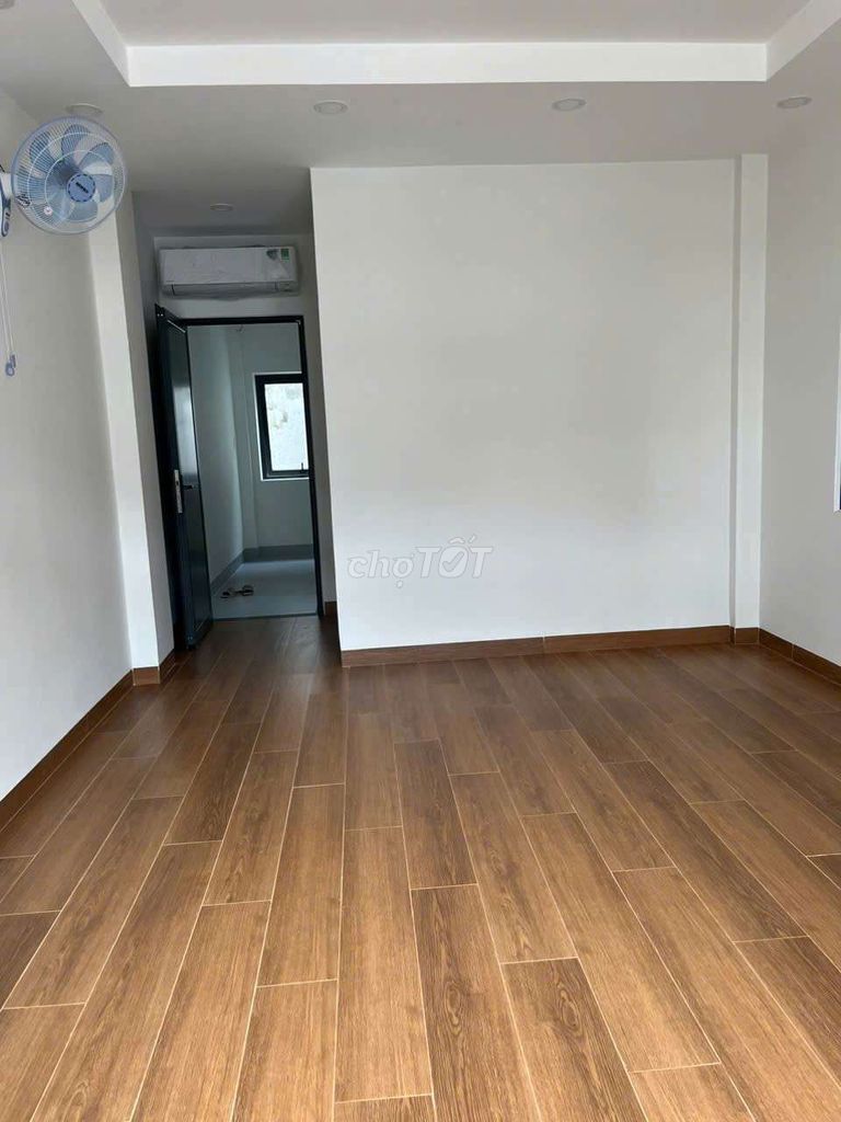 Rent · 2 bd · 65 м² · Quận 1, ул. Đường Nguyễn Trãi