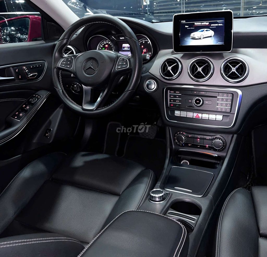 Mec CLA 2018 - Đi xe MEC hết ế !. Mua bán Ô tô tại Quận 1 Tp Hồ Chí Minh được đăng bởi Luxury Kar Chuyên Xe Đẹp  hình 6