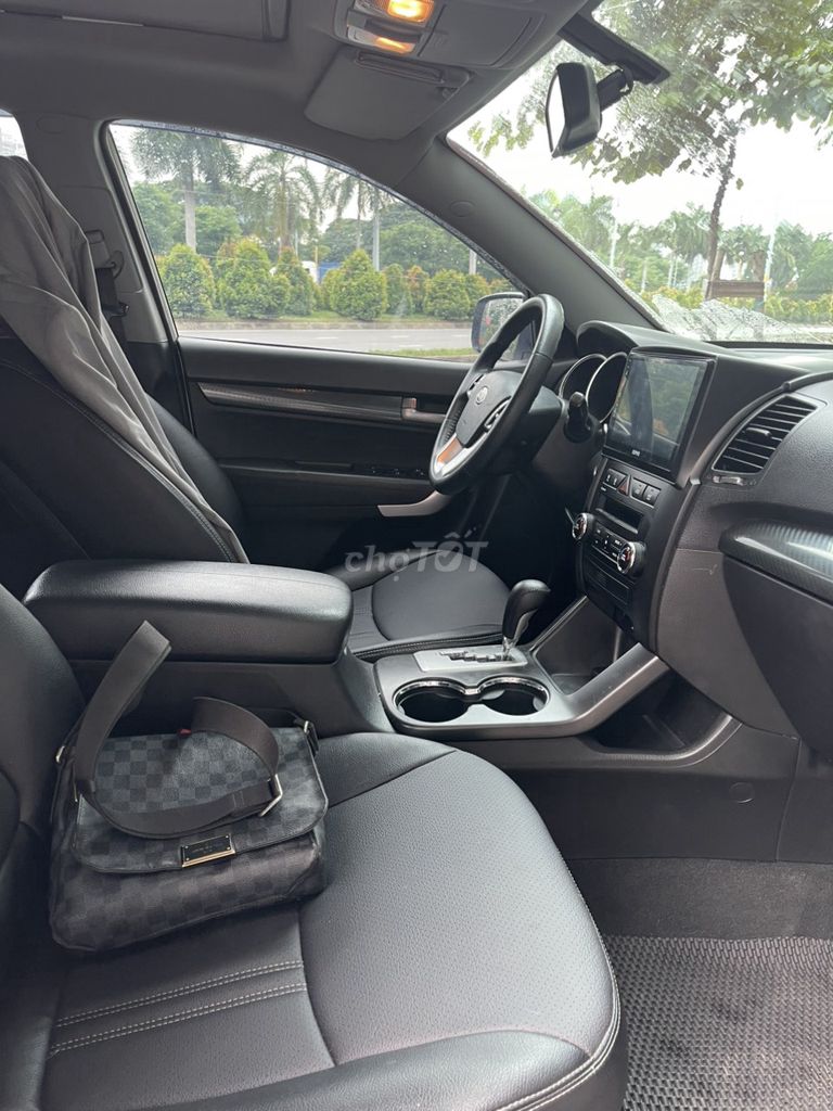 Kia Sorento 2013 GAT 2.4L 2WD - 118000 km. Mua bán Ô tô tại Quận 7 Tp Hồ Chí Minh được đăng bởi Lethai hình 10