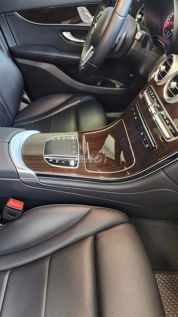 GLC200 Facelift model 2023 1 chủ từ đầu siêu lướt. Mua bán Ô tô tại Quận 7 Tp Hồ Chí Minh được đăng bởi tuấn anh hình 18