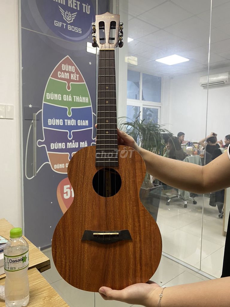 Bán đàn Ukulele EUT - X1 ENYA UKULELE