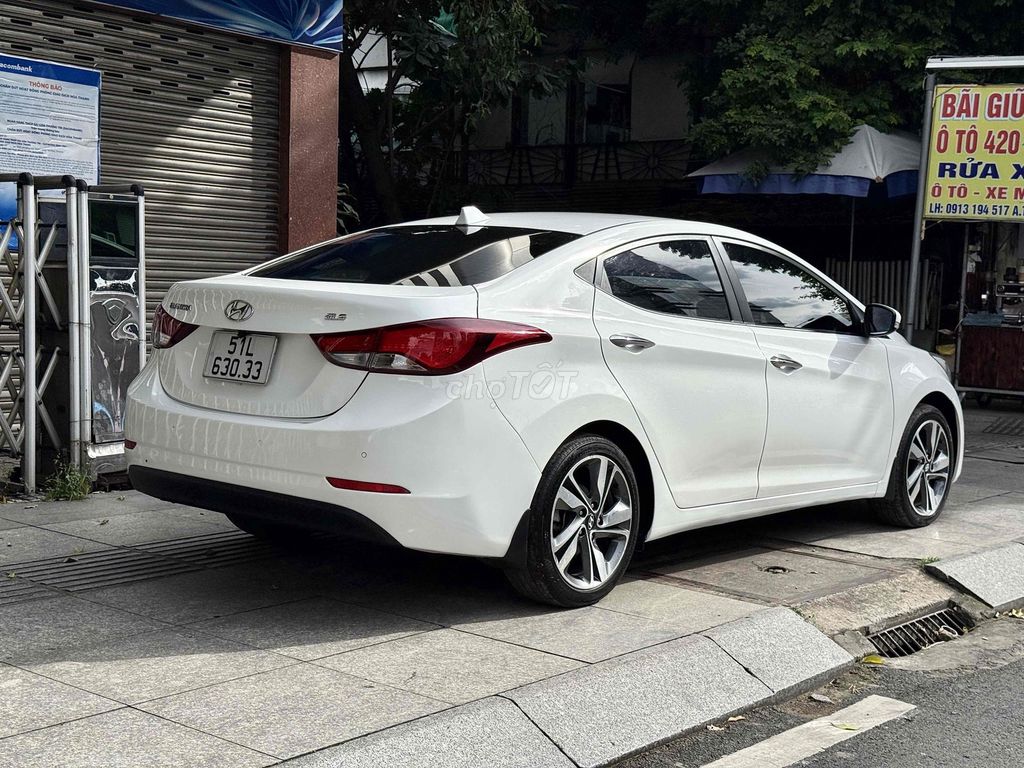 Hyundai Elantra GLS nhập 2015 1.8 AT. Mua bán Ô tô tại Quận Tân Phú Tp Hồ Chí Minh được đăng bởi Lê Băng Vinh hình 7