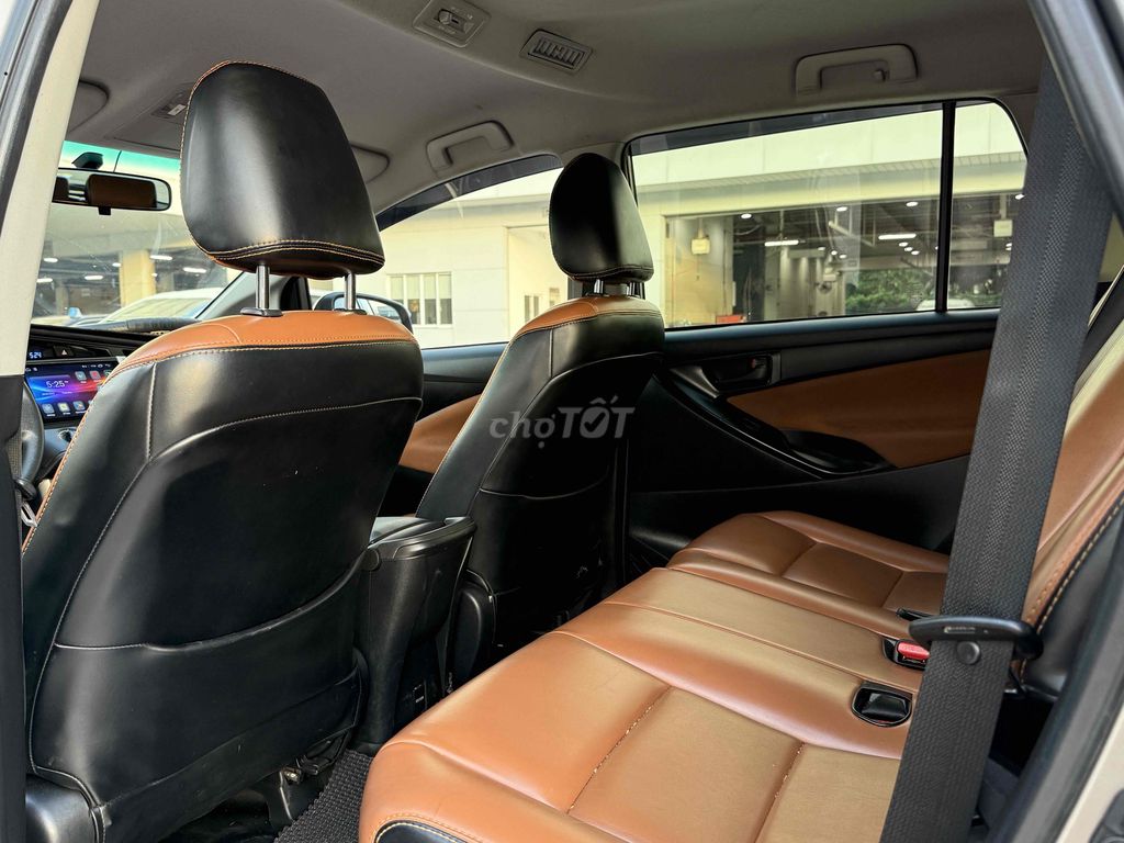 Toyota Innova 2020 2.0E Số Sàn - 1 Chủ - Tại Hãng. Mua bán Ô tô tại Quận Bình Thạnh Tp Hồ Chí Minh được đăng bởi Công Sang hình 12