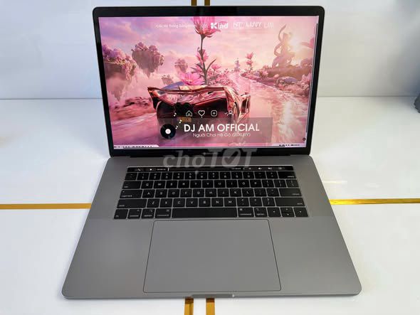 Apple MacBook Pro 2019 i9 15 inch. Mua bán Laptop tại Quận 1 Tp Hồ Chí Minh được đăng bởi Hội Đồ Điện Tử hình 1