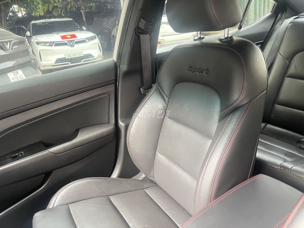 Hyundai Elantra 2019 Sport 1.6 AT - 74000 km. Mua bán Ô tô tại Quận Cầu Giấy Hà Nội được đăng bởi Phương anh hình 5