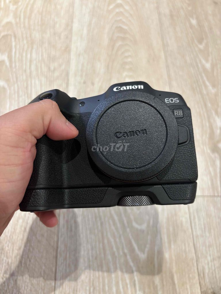 Máy ảnh Canon EOS R8 Đen đã sử dụng 26k shot. Mua bán Máy ảnh, Máy quay tại Quận Phú Nhuận Tp Hồ Chí Minh được đăng bởi Lam Vy  hình 1