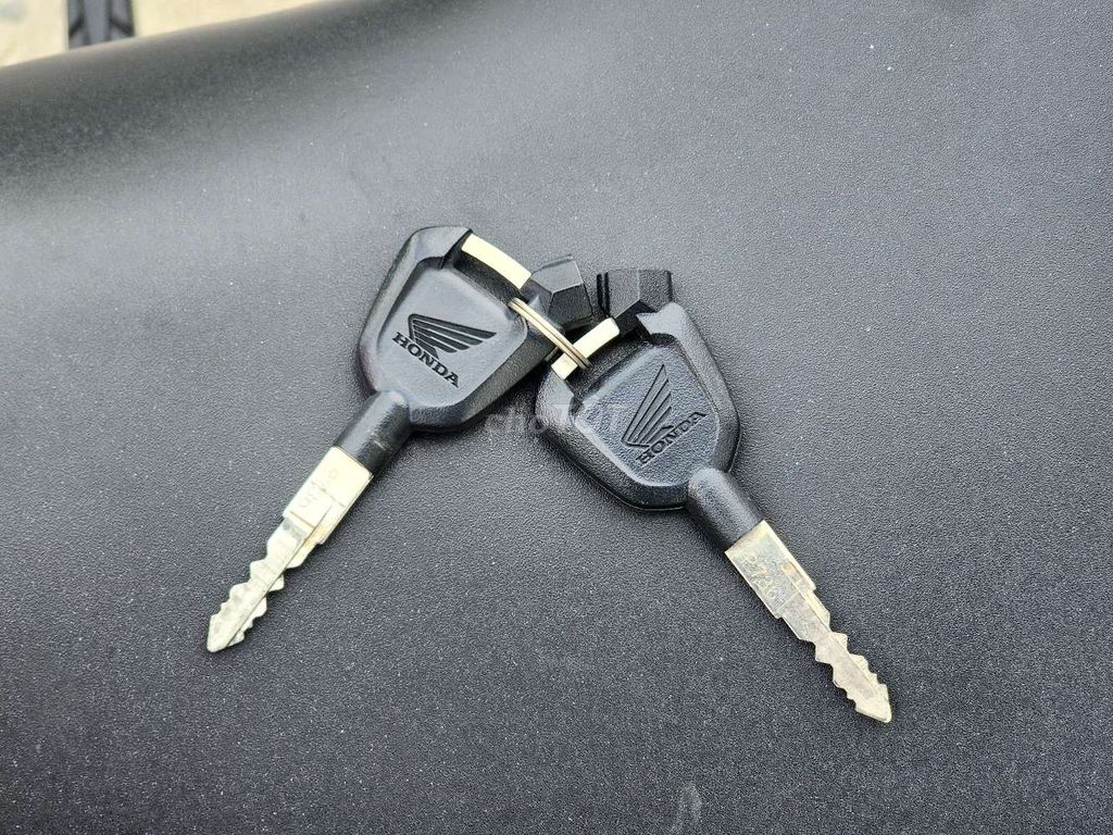 Tp.hcm CBR150 abs bao rút gốc cần bán. Mua bán Xe máy tại Huyện Nhà Bè Tp Hồ Chí Minh được đăng bởi Hoán Nguyễn hình 9