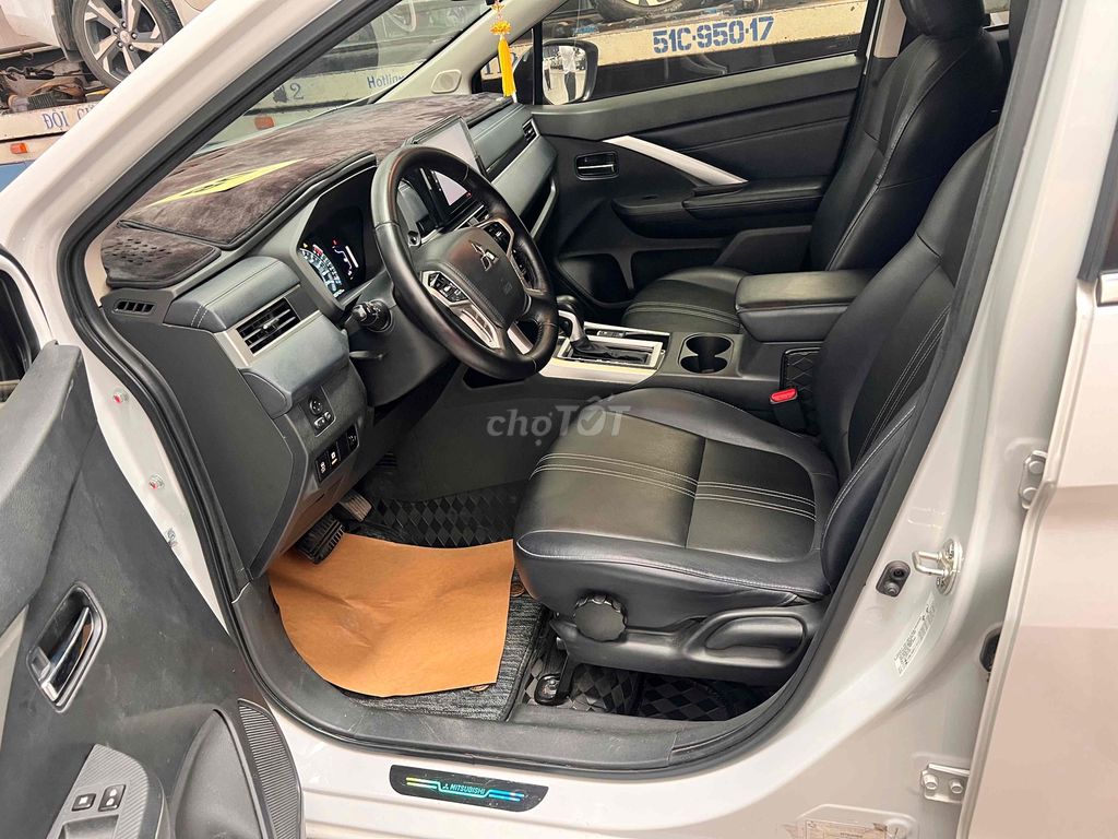 Mitsubishi Xpander Cross 2024 - 56000 km. Mua bán Ô tô tại Quận 7 Tp Hồ Chí Minh được đăng bởi Mitsubishi Thông  hình 7
