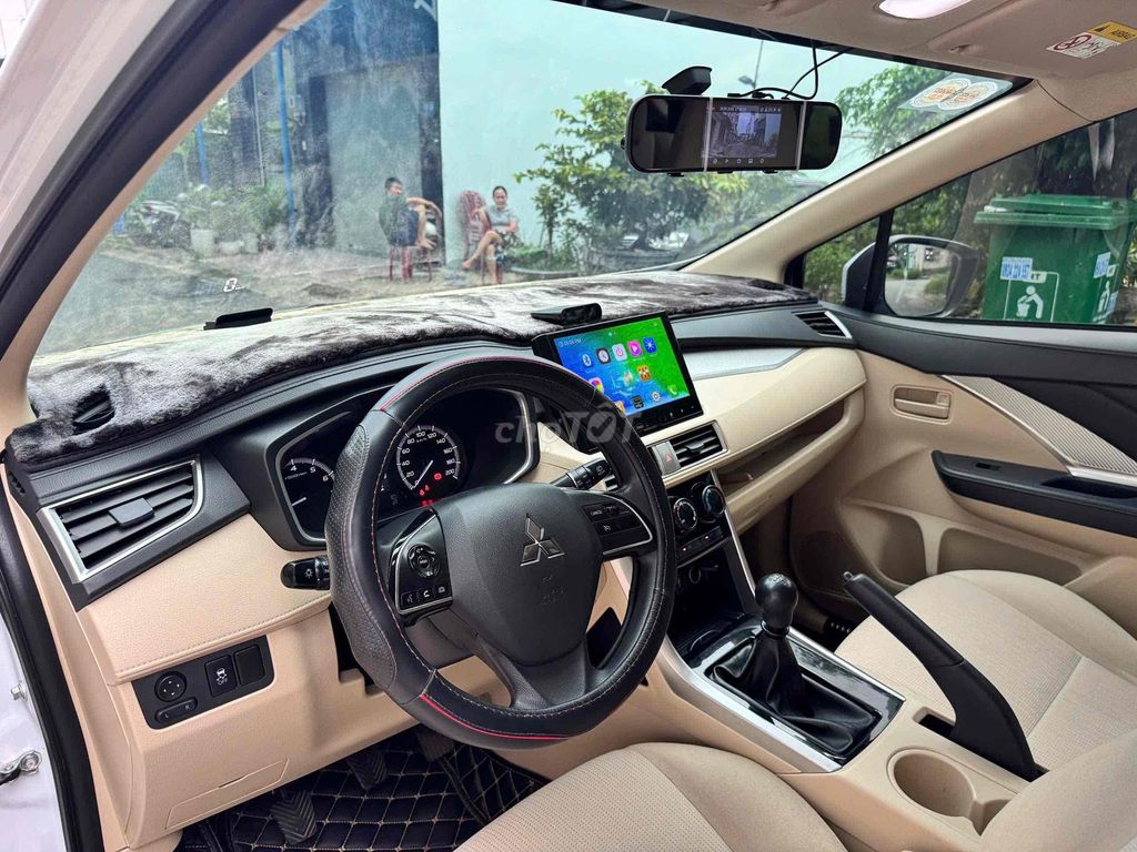 Mitsubishi Xpander 2019 МКПП Белый 78 000 км