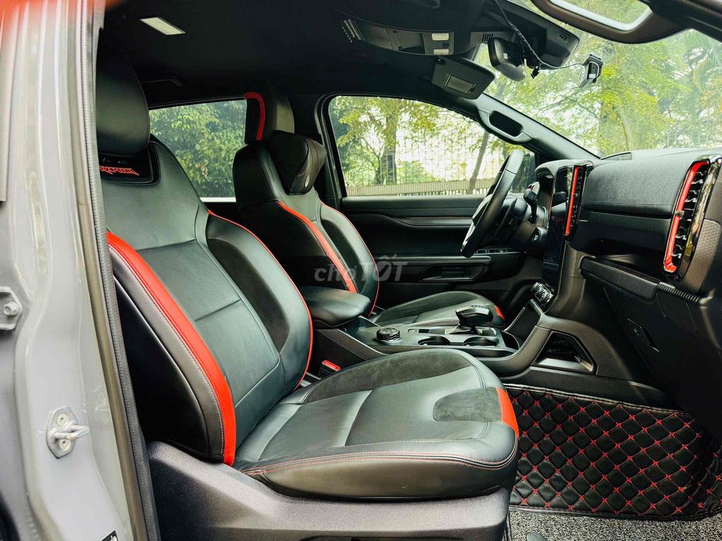 RAPTOR 2023 Lướt, Trang bị đầy ấp phụ kiện theo xe. Mua bán Ô tô tại Quận 1 Tp Hồ Chí Minh được đăng bởi Ms Ly Bến Thành Ford hình 5