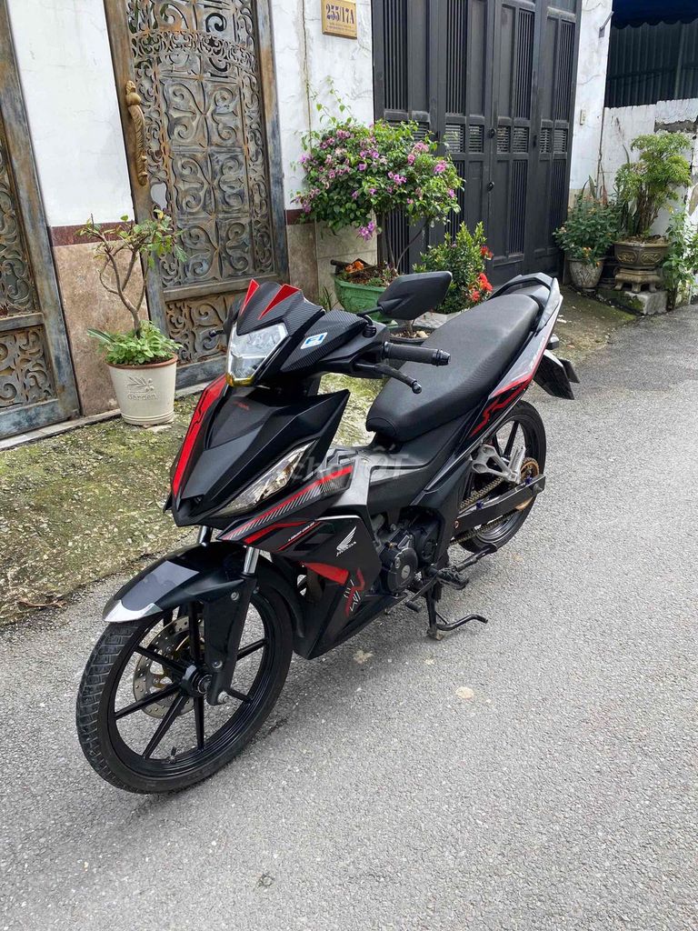 Honda Winner v1 2018 xe đẹp zin êm giá tốt. Mua bán Xe máy tại Thành phố Thuận An Bình Dương được đăng bởi Nguyễn hảo hình 3