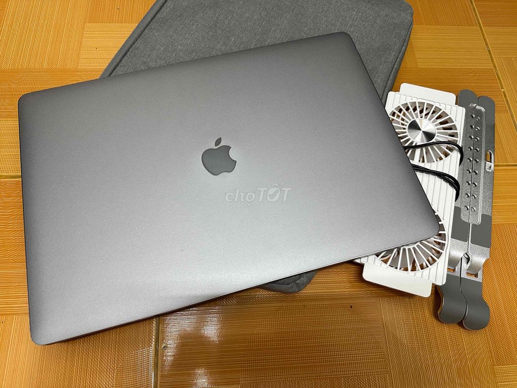 Apple Macbook Pro 2019 16 inch 16GB/1TB. Mua bán Laptop tại Thành phố Sóc Trăng Sóc Trăng được đăng bởi Đào hình 1