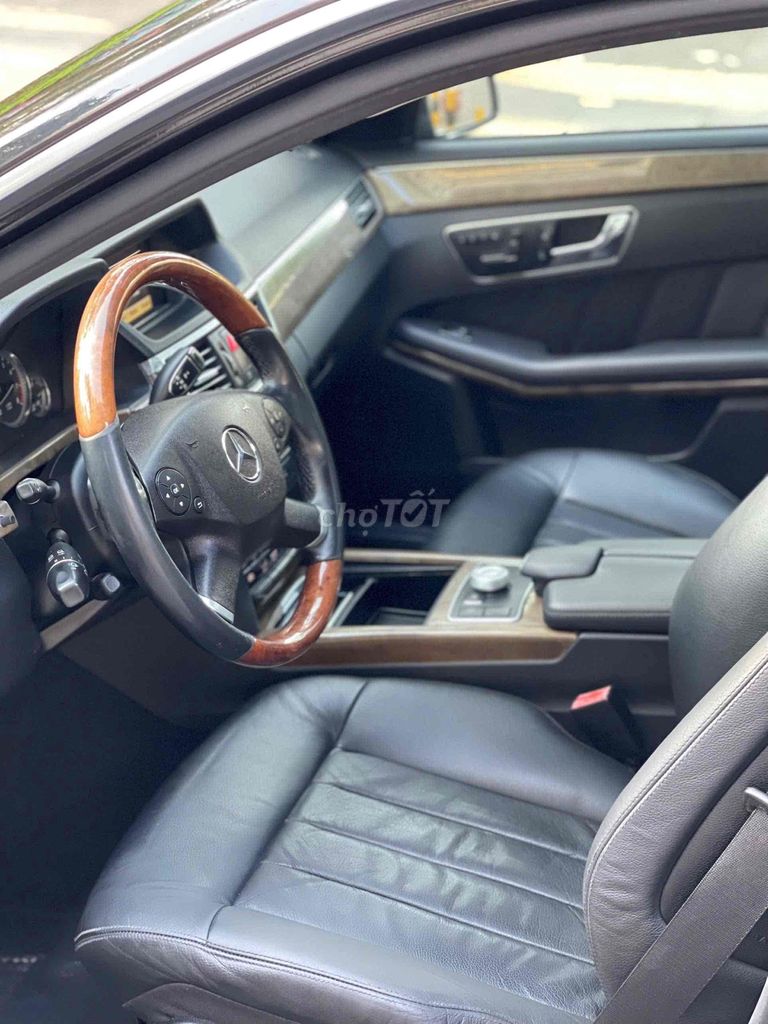 Mercedes E300 sx 2009 màu đen đẹp hiếm có. Mua bán Ô tô tại Quận Cầu Giấy Hà Nội được đăng bởi Cao Quý hình 9