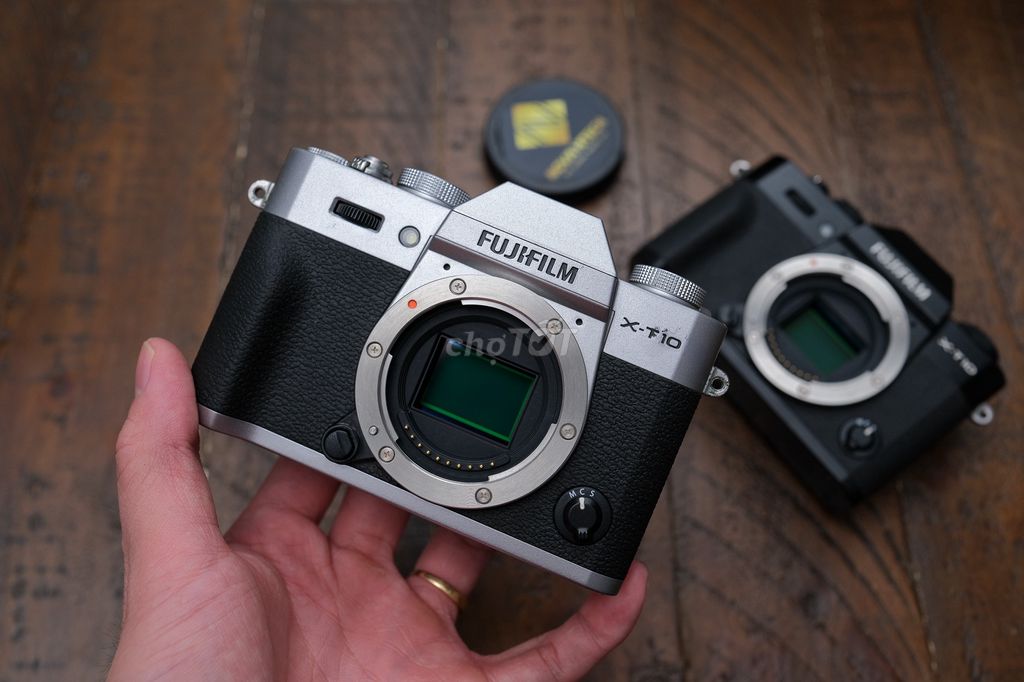 Máy ảnh Fujifilm XT10 đẹp. Mua bán Máy ảnh, Máy quay tại Quận 3 Tp Hồ Chí Minh được đăng bởi NOVA HITECH hình 1
