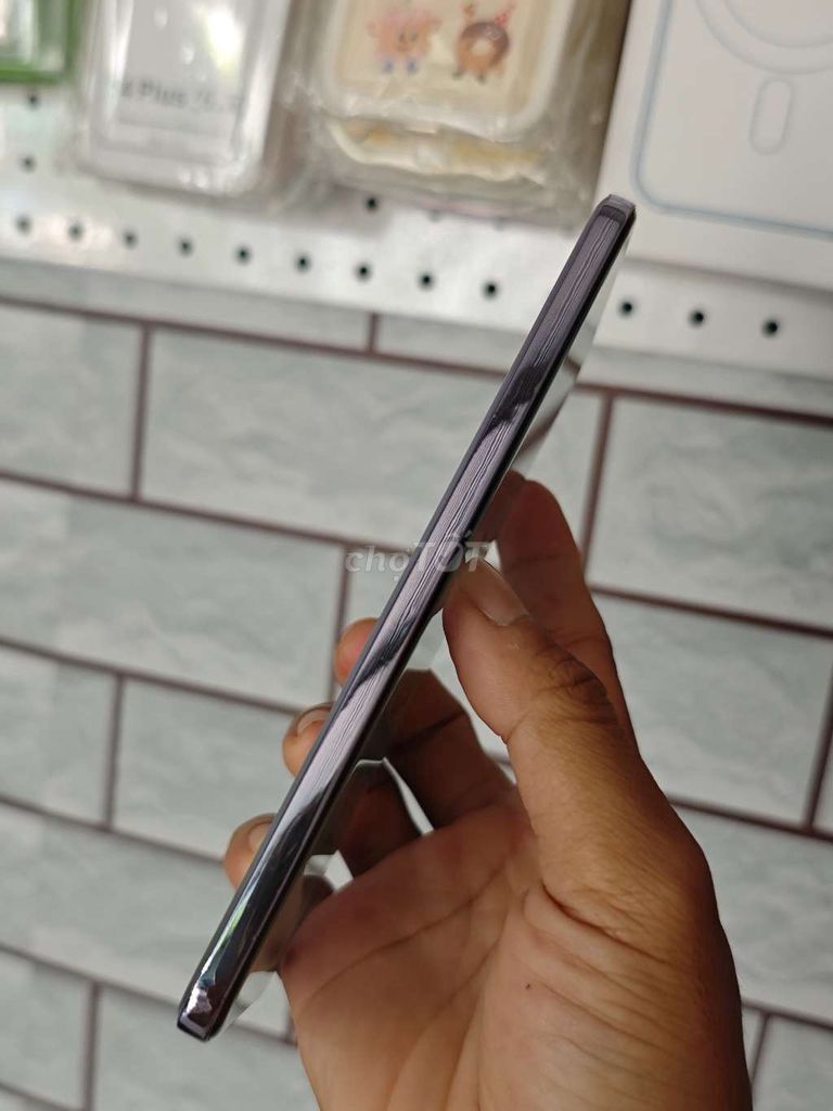 OPPO Reno 12 Pro 256GB Tím 98%. Mua bán Điện thoại tại Thành phố Long Xuyên An Giang được đăng bởi Bơ Store  Điện thoại xách tay hình 1