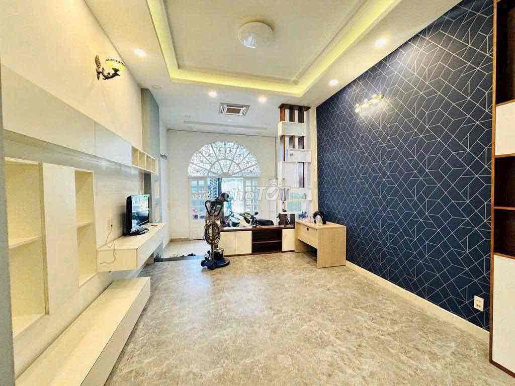 Аренда · 4 комн. · 80 м² · Quận Gò Vấp, ул. Đường Dương Quảng Hàm