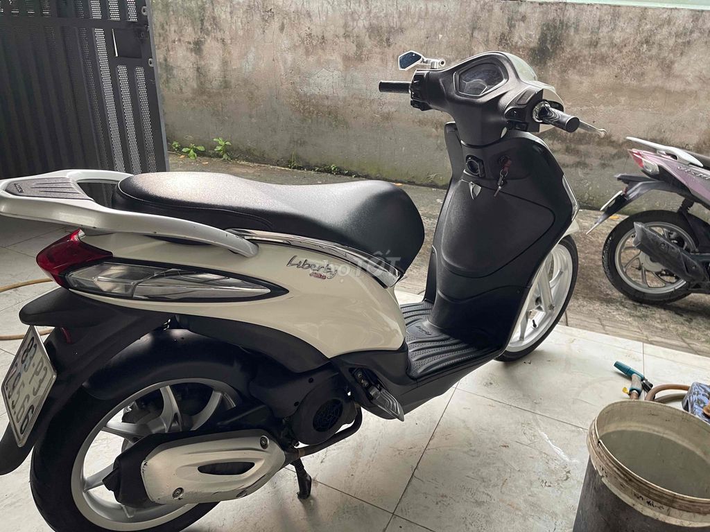 Piaggio Liberty 2017 ABS Trắng. Mua bán Xe máy tại Quận Ninh Kiều Cần Thơ được đăng bởi Cửa Hàng xe máy Hoàng Hải hình 4