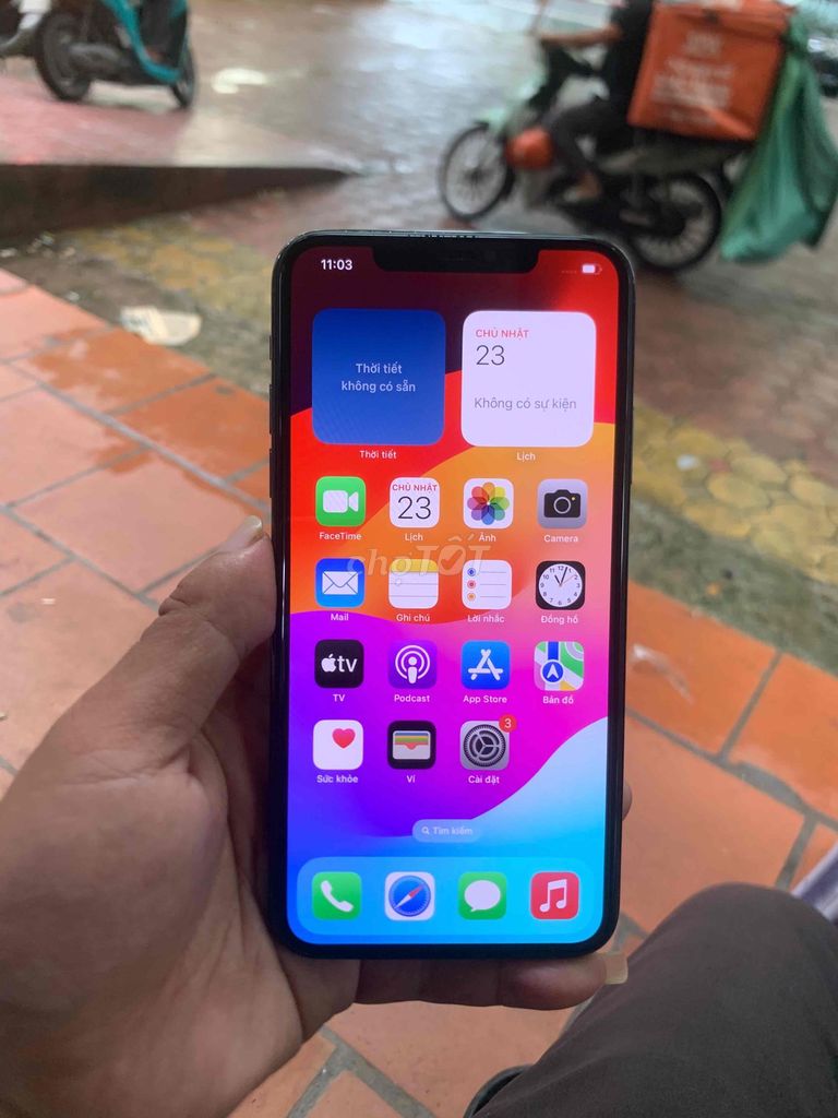 Apple iPhone 11 Pro Max 64GB zin full chức năng. Mua bán Điện thoại tại Quận Hoàng Mai Hà Nội được đăng bởi tang hoang hình 1