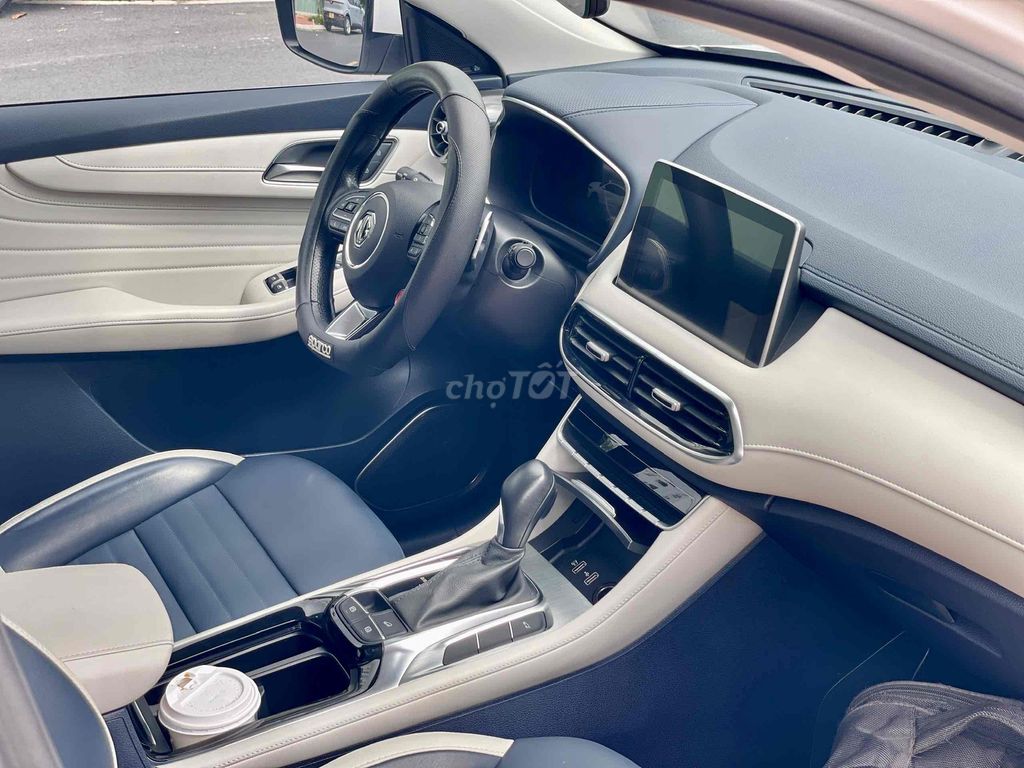 MG HS Luxury 2023 Trắng/Kem Cực Đẹp Đi 15.000KM. Mua bán Ô tô tại Quận Bình Tân Tp Hồ Chí Minh được đăng bởi Thanh Nhã Xe Lướt Sài Gòn hình 10