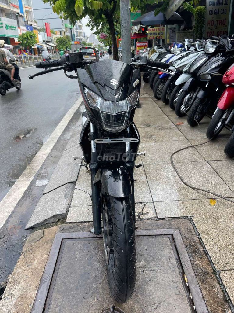 Suzuki Satria 150 2021 Черный б/у