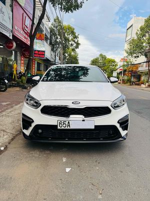Kia Cerato 2019 2.0 AT Premium - 39000 km. Mua bán Ô tô tại Quận Ninh Kiều Cần Thơ được đăng bởi Lê Minh Trí
