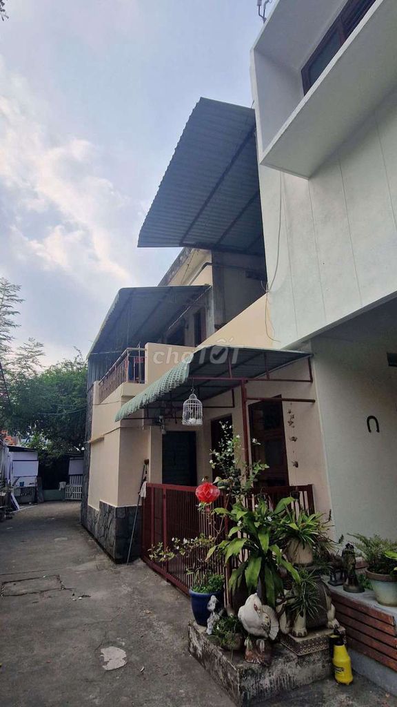 Nhà biệt thự 800m² đường Công Lý, khu Vip làng Đại Học Thủ Đức. Mua bán nhà ở tại Thành phố Thủ Đức Tp Hồ Chí Minh được đăng bởi Trần Đăng hình 1
