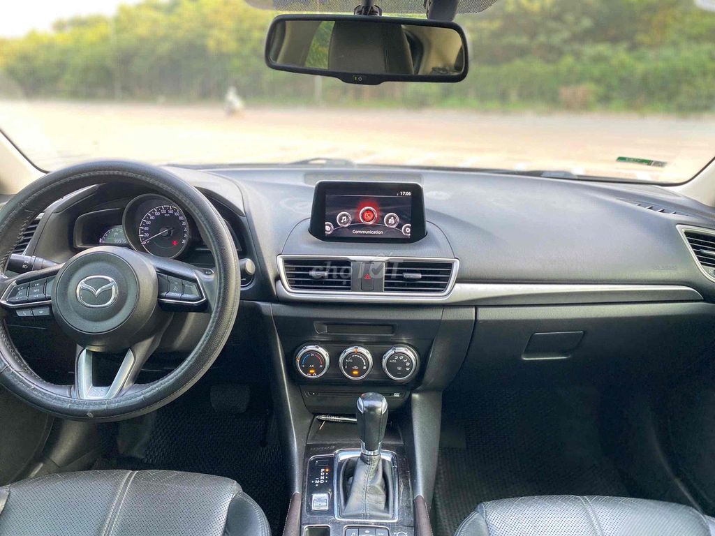 Mazda 3 2017 1.5 AT Sedan Flip phanh điện tử. Mua bán Ô tô tại Quận Nam Từ Liêm Hà Nội được đăng bởi Lưu quang kiên hình 16
