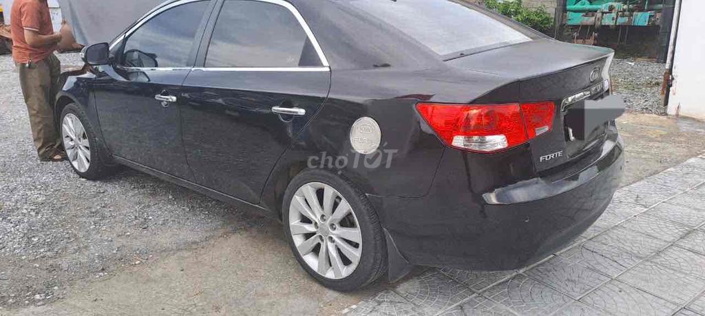 Kia Forte 2010 SX 1.6 AT - 9999 km