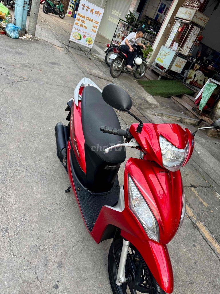 Honda Vision 2013 Đỏ đen. Mua bán Xe máy tại Thành phố Biên Hòa Đồng Nai được đăng bởi XE MÁY CŨ THÀNH MỸ  hình 3