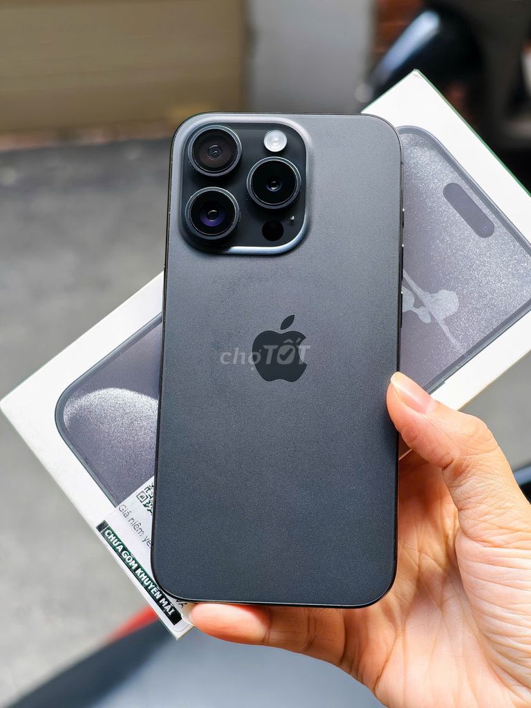 Iphone 15 Pro 256gb chính hãng Đen Fullbox 98,5%. Mua bán Điện thoại tại Quận Đống Đa Hà Nội được đăng bởi Hn Store hình 1