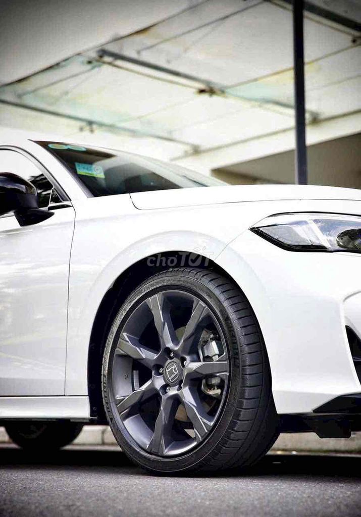 Honda Civic e:HEV Hybrid 2024 Siêu Đẹp Hãng Bán. Mua bán Ô tô tại Quận 7 Tp Hồ Chí Minh được đăng bởi Honda Ôtô SG Quận 7 hình 4