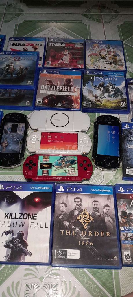 Dia ps4 đi canh thê thao rė hơn nhiêu và psp 3k 1k