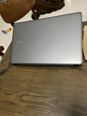 Laptop Acer Aspire 15.6 ich màu bạc cũ