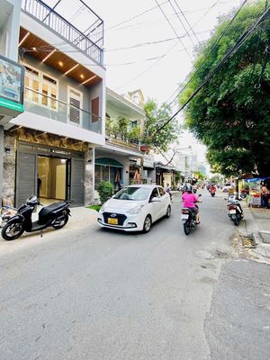 Bán nhà mặt tiền đường số 4 phường 16 quan go vấp. Mua bán văn phòng, mặt bằng kinh doanh tại Quận Gò Vấp Tp Hồ Chí Minh được đăng bởi le tan loc