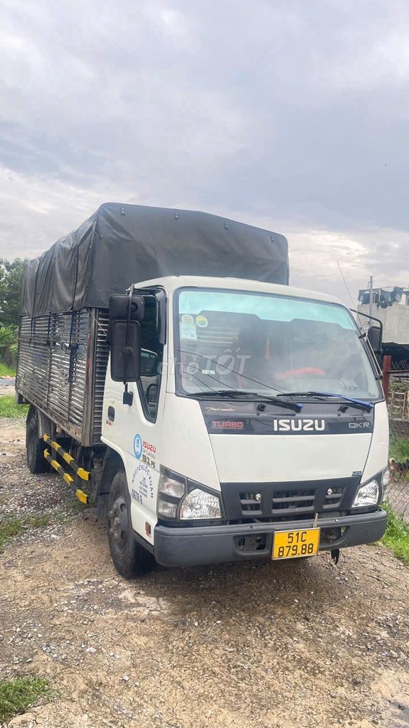 Isuzu 1.950 kg sx2016 thùng mui phủ bạt: 310 tr