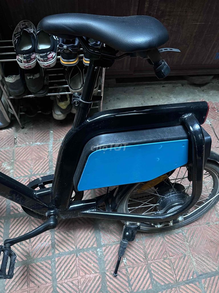 Xe đạp điện trợ lực QIQ Đen. Mua bán Xe điện tại Quận Hoàn Kiếm Hà Nội được đăng bởi Lê Thắng hình 3