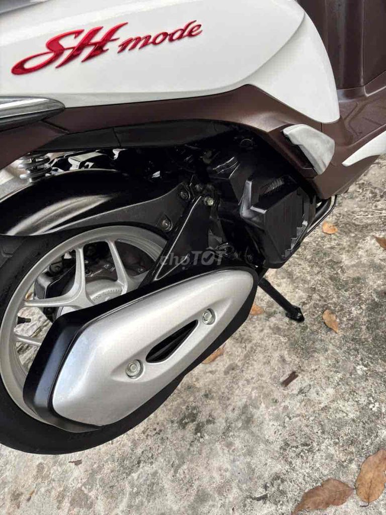 cần bán sh moder. Mua bán Xe máy tại Thị xã Bến Cát Bình Dương được đăng bởi xe máy trả góp tín nghĩa  hình 9