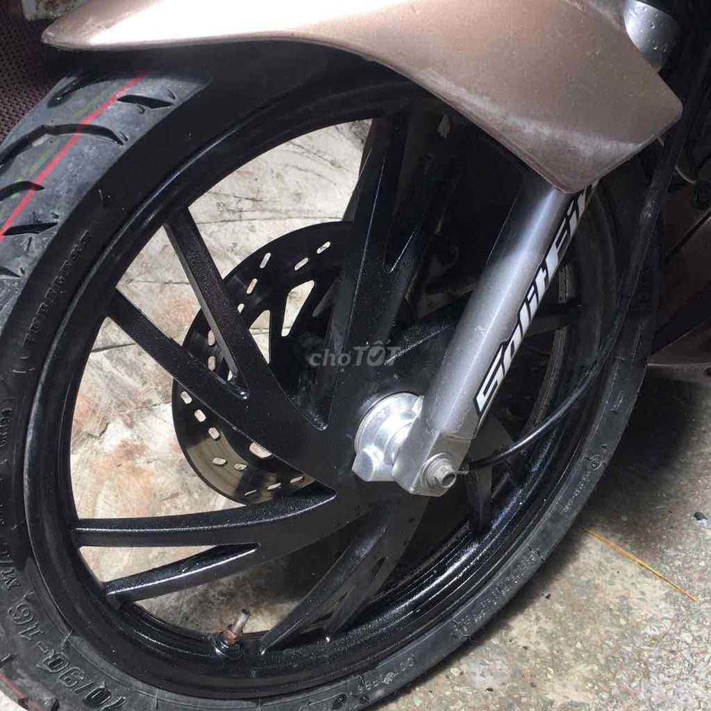 Hayate màu nâu vàng còn rất mới. Mua bán Xe máy tại Huyện Hóc Môn Tp Hồ Chí Minh được đăng bởi My hình 6