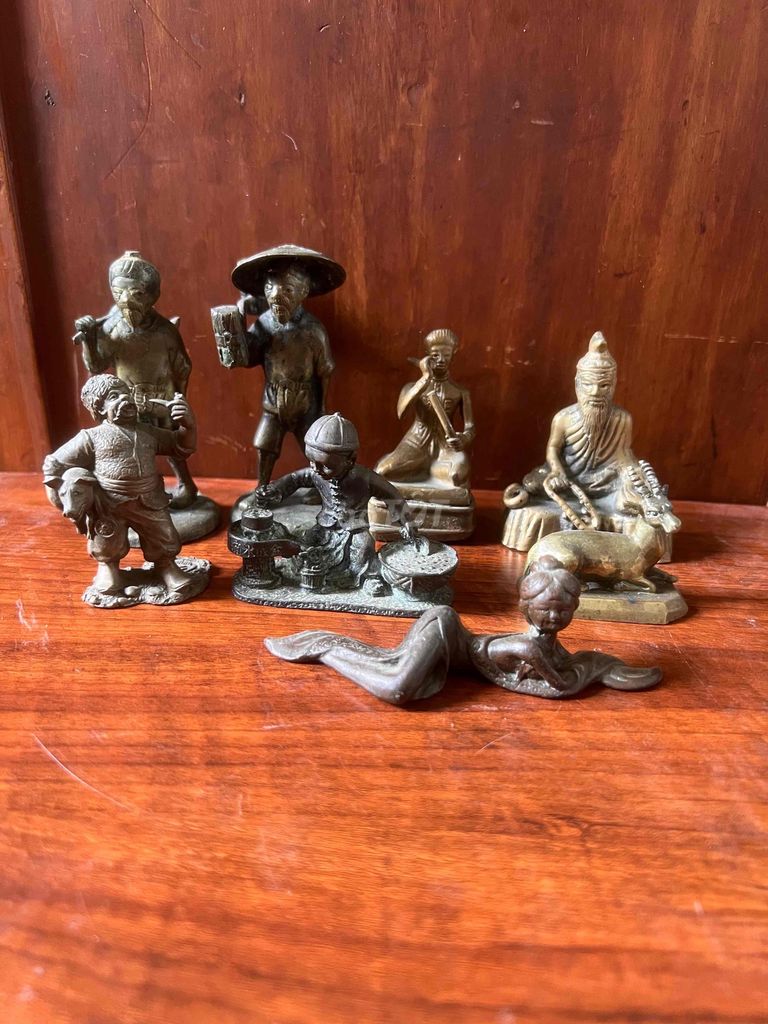 Tượng đồng Đồng 7-10 cm. Mua bán Đồ sưu tầm, đồ cổ tại Thành phố Châu Đốc An Giang được đăng bởi Lê Bình Cầm Đồ 2 hình 1